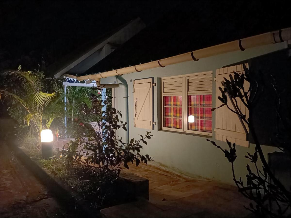 Le Colibri Ble Villa Sainte-Anne Exterior foto